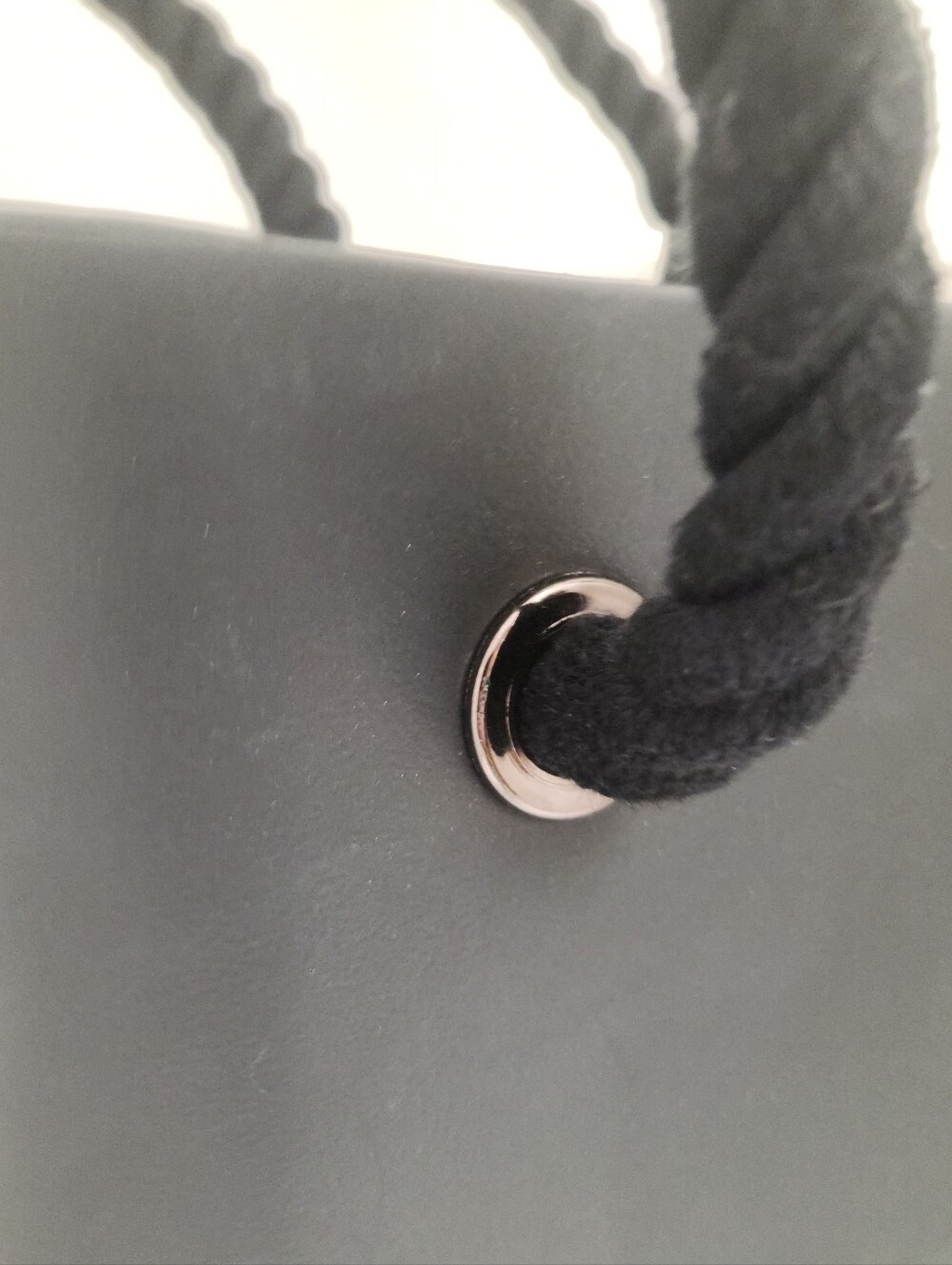 O Bag Black Rope-Handle Tote Bag NWOT - Picture 3 of 8
